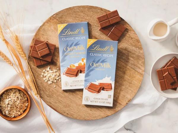瑞士莲巧克力Lindt在美国推出植物基的原味和咸焦糖巧克力